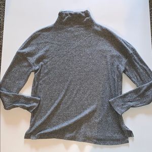 Long sleeve turtleneck sweater